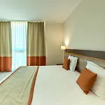 Festa Panorama Hotell 4*