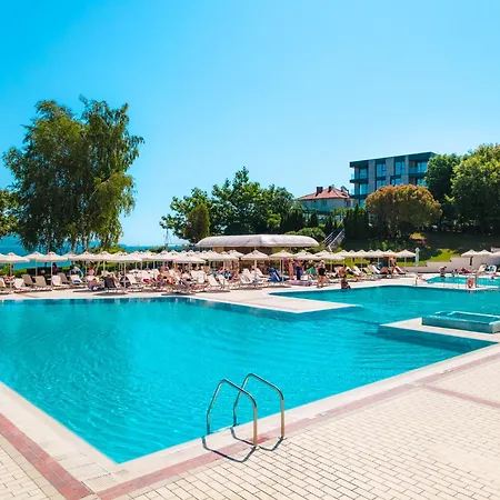 феста панорама 4*