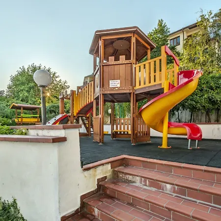 феста панорама 4*