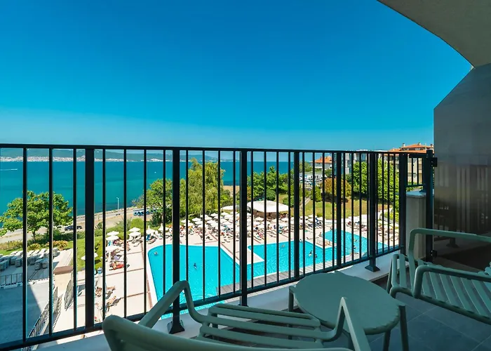 Готель Festa Panorama Несебир